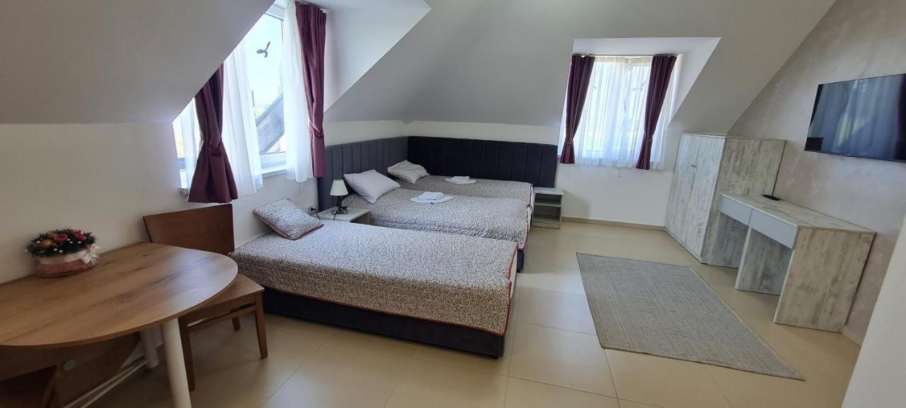 Navigator Hotel Palic Ngoại thất bức ảnh